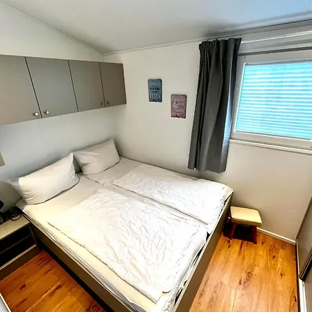 Chalet- Sauna Inklusive Und Hunde Willkommen シャルボイツ