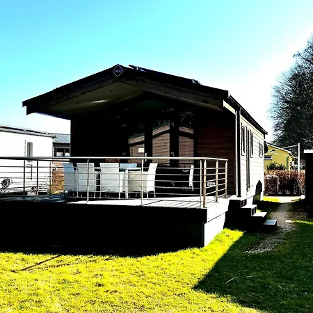 Chalet- Sauna Inklusive Und Hunde Willkommen アパート